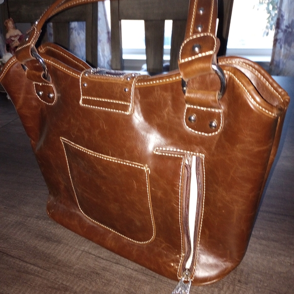 Montana West Brown Genuine Leather Concealed Carry Handbag - Picture 4 of 6